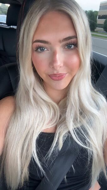 777keely Nahé Úniky OnlyFans Fotka 16