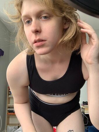 Acvalens Nahé Úniky OnlyFans Fotka 19