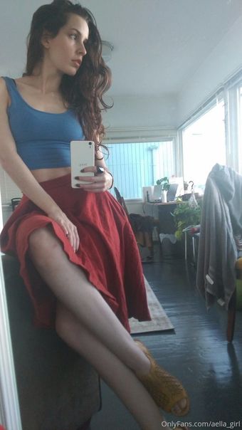 Aella_Girl