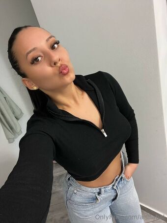 aishabal Nahé Úniky OnlyFans Fotka 5