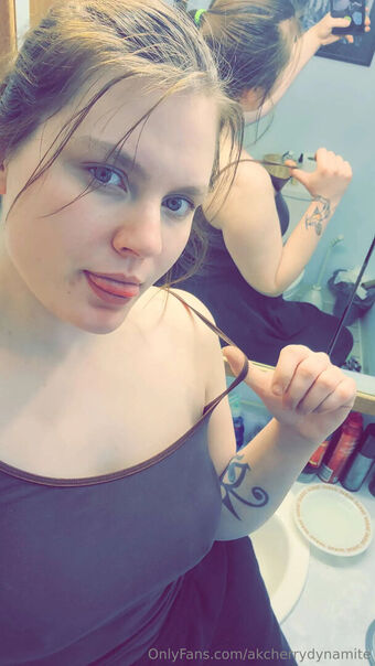 akcherrydynamite Nahé Úniky OnlyFans Fotka 32