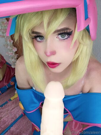 aleeri Nahé Úniky OnlyFans Fotka 12