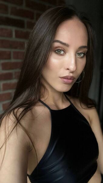 alinasollo Nahé Úniky OnlyFans Fotka 19