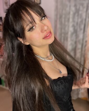 Almostfeline Nahé Úniky OnlyFans Fotka 1