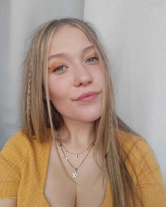 Amarillo Nahé Úniky OnlyFans Fotka 38
