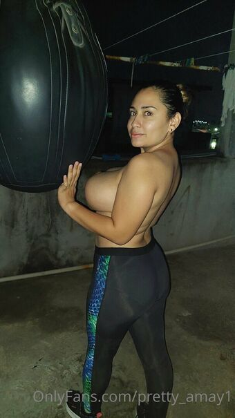 Amay Nahé Úniky OnlyFans Fotka 20