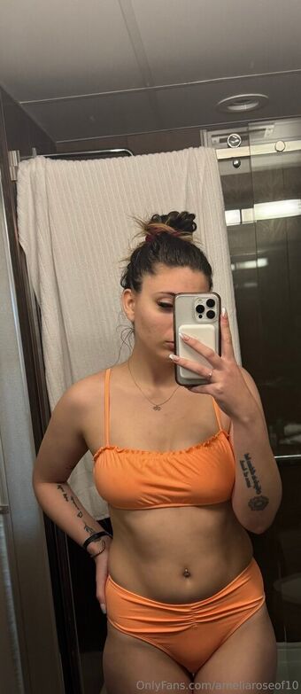 ameliaroseof10 Nahé Úniky OnlyFans Fotka 8
