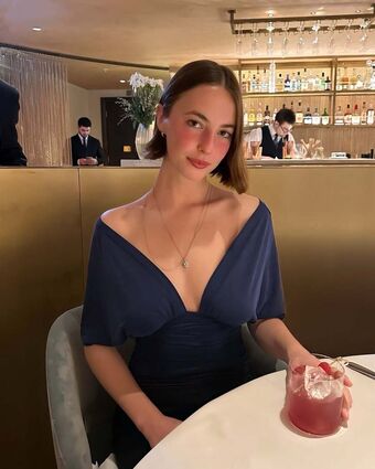 Amelie Manzoli Nahé Úniky OnlyFans Fotka 272