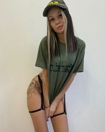 Ami Young Nahé Úniky OnlyFans Fotka 38