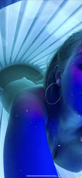 andi111 Nahé Úniky OnlyFans Fotka 1