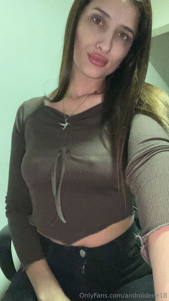 androideee18 Nahé Úniky OnlyFans Fotka 4