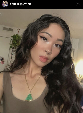 angelicahuynhie Nahé Úniky OnlyFans Fotka 1