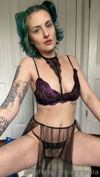 aprilaura Nahé Úniky OnlyFans Fotka 15