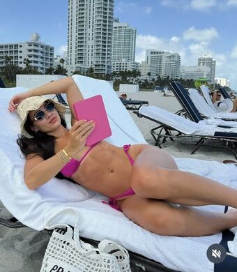 Ashley Flores
