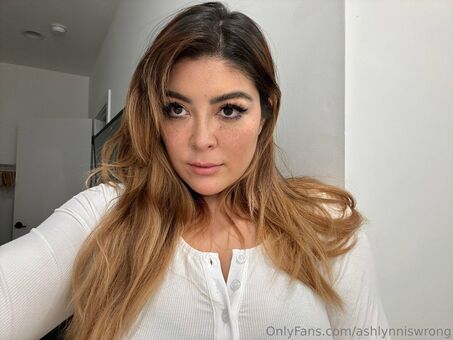 ashlynniswrong Nahé Úniky OnlyFans Fotka 5