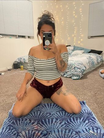 ask4iris Nahé Úniky OnlyFans Fotka 10