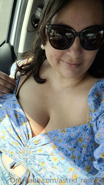 astrid_rose22