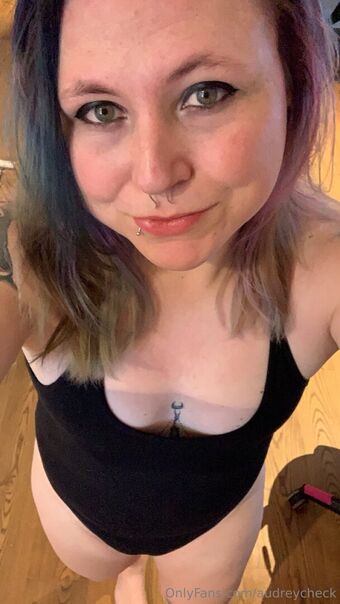 audreycheck Nahé Úniky OnlyFans Fotka 20