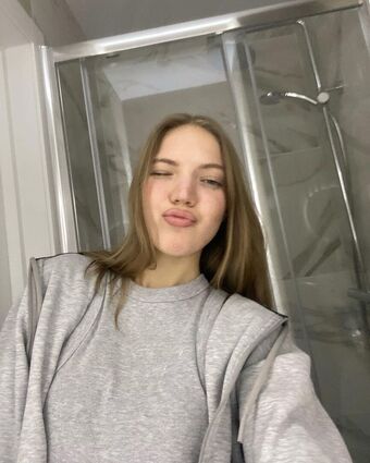 Augusta77 Nahé Úniky OnlyFans Fotka 13