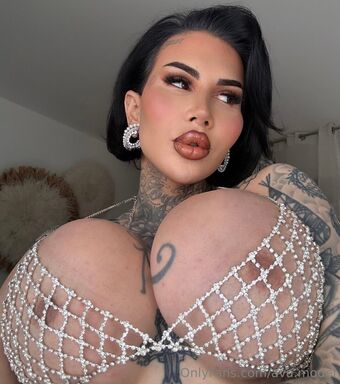 ava.model Nahé Úniky OnlyFans Fotka 5