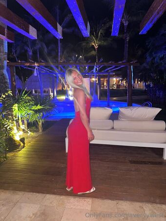 Averybennett Nahé Úniky OnlyFans Fotka 12