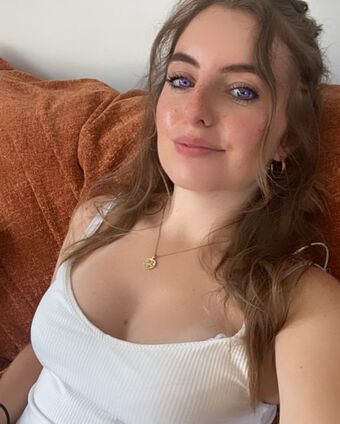 Averytinyleaf Nahé Úniky OnlyFans Fotka 9