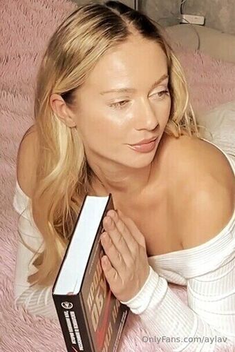 aylav Nahé Úniky OnlyFans Fotka 103