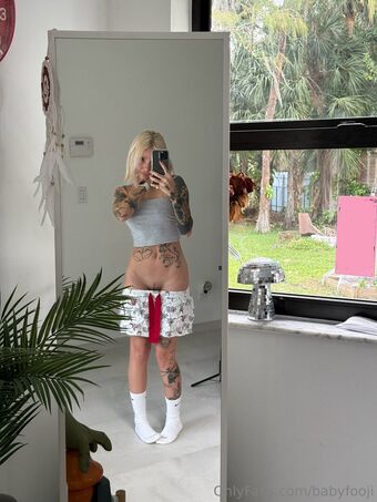 babyfooji / peachtot