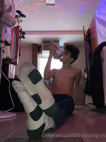 basilgray Nahé Úniky OnlyFans Fotka 33
