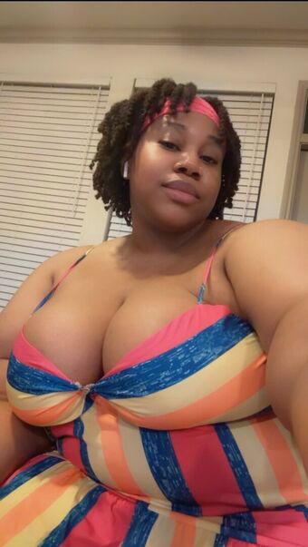 bbwfixate Nahé Úniky OnlyFans Fotka 9