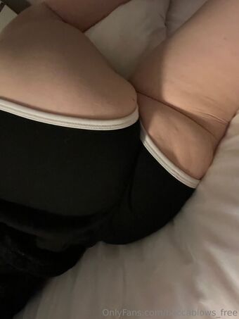 beccablows_free