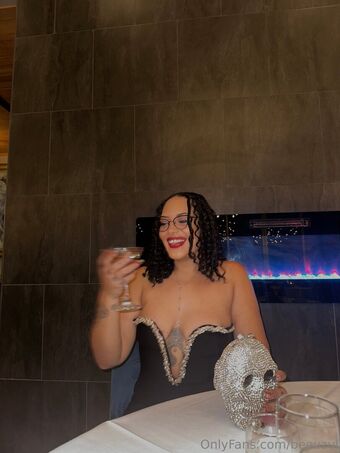 beeuzui Nahé Úniky OnlyFans Fotka 27