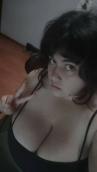 Beintensely Nahé Úniky OnlyFans Fotka 7