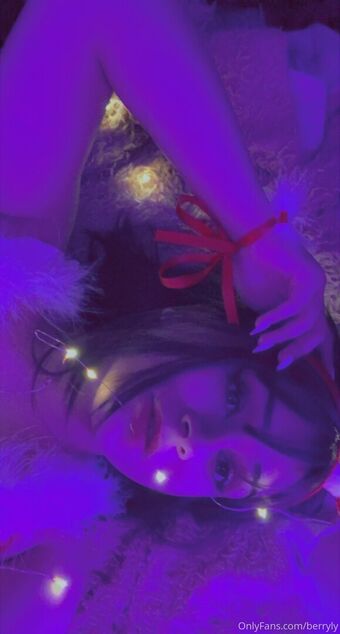 berryly Nahé Úniky OnlyFans Fotka 34