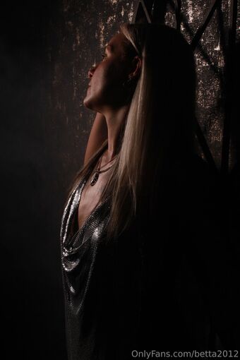 betta2012 Nahé Úniky OnlyFans Fotka 7