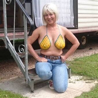 Biker Stuff Nahé Úniky OnlyFans Fotka 3