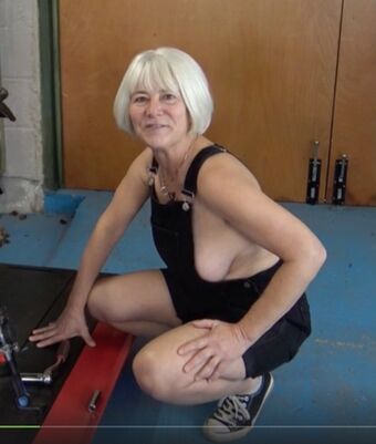 Biker Stuff Nahé Úniky OnlyFans Fotka 9