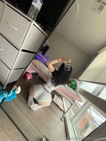 blows Nahé Úniky OnlyFans Fotka 38
