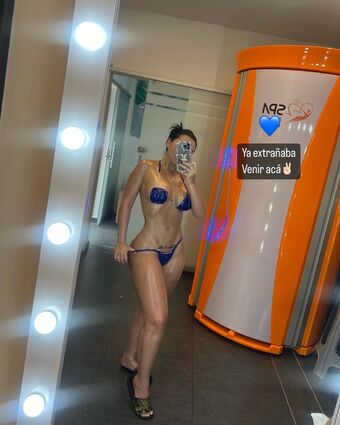 Bombshell Mel Nahé Úniky OnlyFans Fotka 1