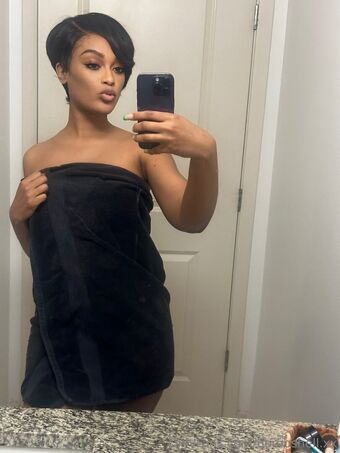bombshell.xx Nahé Úniky OnlyFans Fotka 18