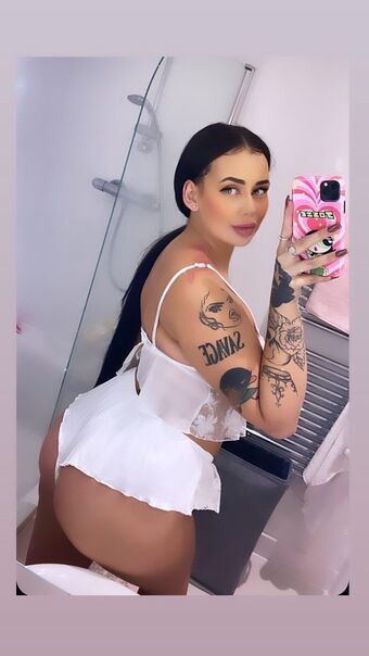 Bomdigs Nahé Úniky OnlyFans Fotka 1