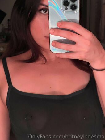 Britneyled Nahé Úniky OnlyFans Fotka 2
