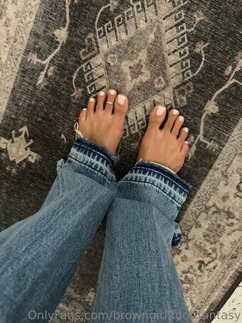 browngirl.foot.fantasy