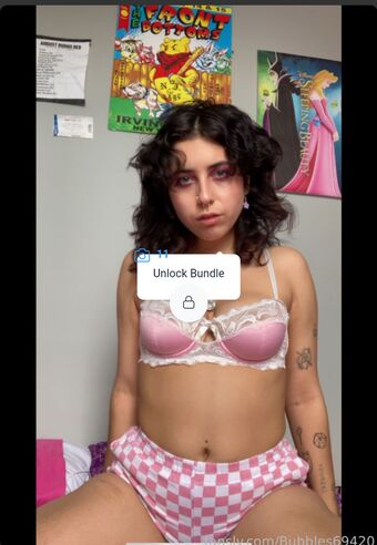 bubbles69420 Nahé Úniky OnlyFans Fotka 13