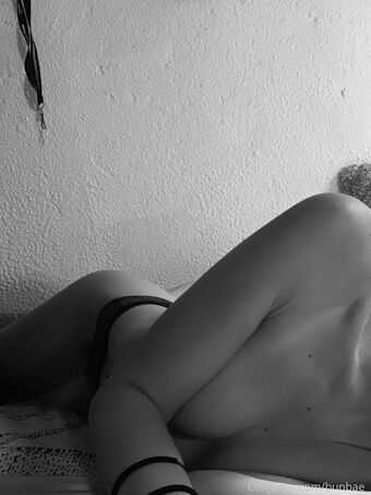 bunbae_ Nahé Úniky OnlyFans Fotka 12