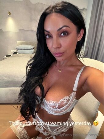 Bustyan Nahé Úniky OnlyFans Fotka 44