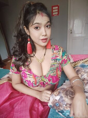 callmesherni Nahé Úniky OnlyFans Fotka 20