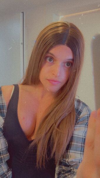 CCashley Nahé Úniky OnlyFans Fotka 1