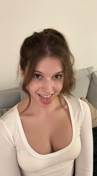CCashley Nahé Úniky OnlyFans Fotka 11