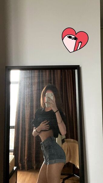 celine13_ Nahé Úniky OnlyFans Fotka 3